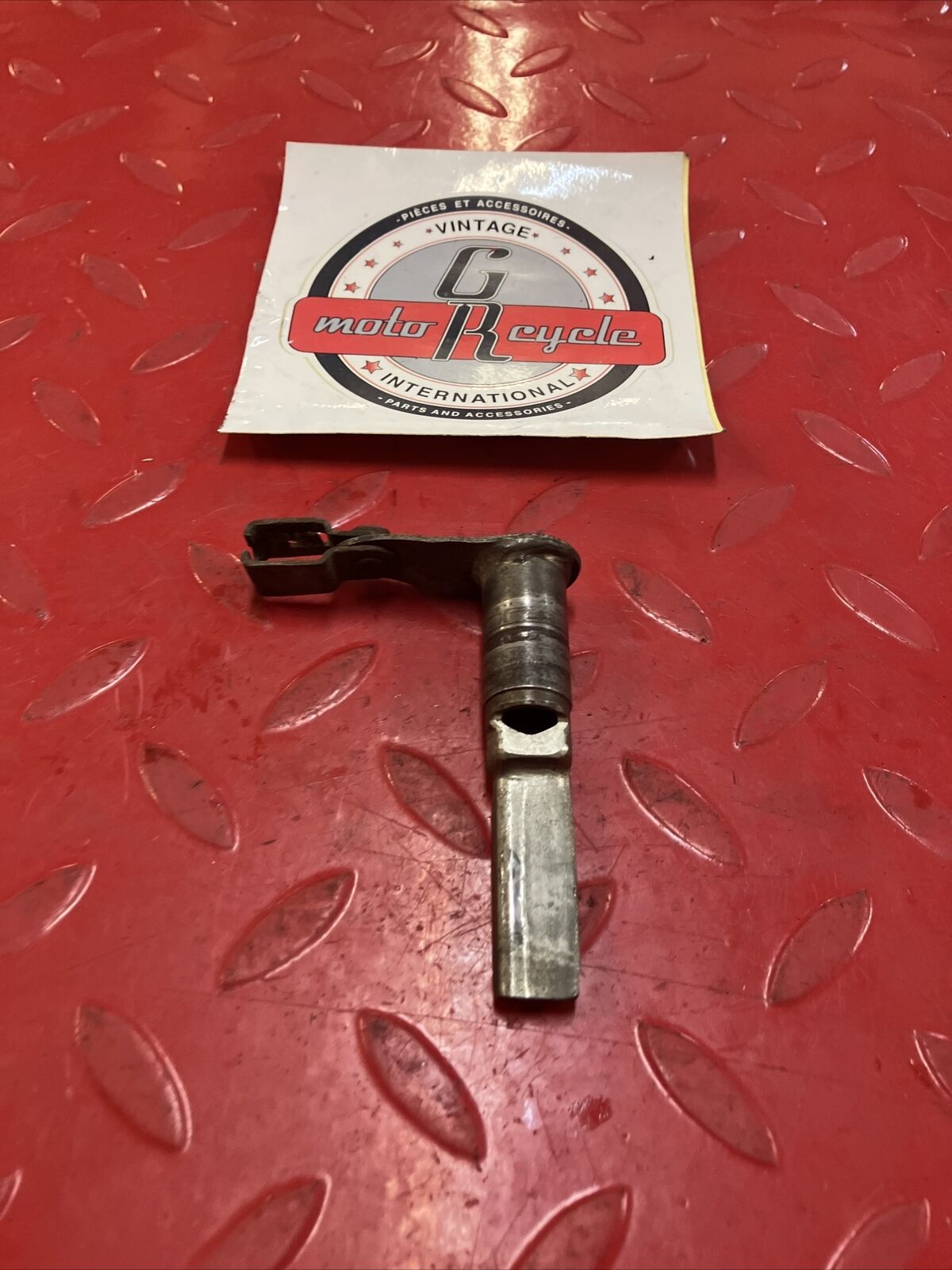 Yamaha IT250 1981 clutch lever actuator arm release push rod