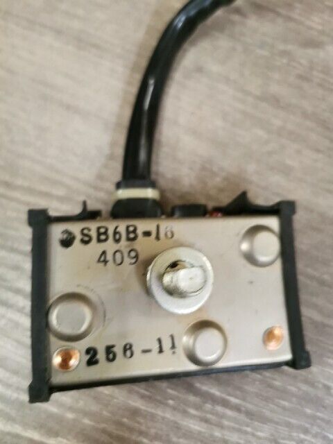 NOS YAMAHA XS2 1972 XS1 TX650 1973 RECTIFIER ASSEMBLY 256-81970-11-00 Y147