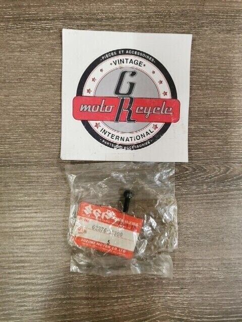 NOS SUZUKI GR650 GR650X GSX750E GSX750ES RM125 RM85L BOLT 62376-31300 S46