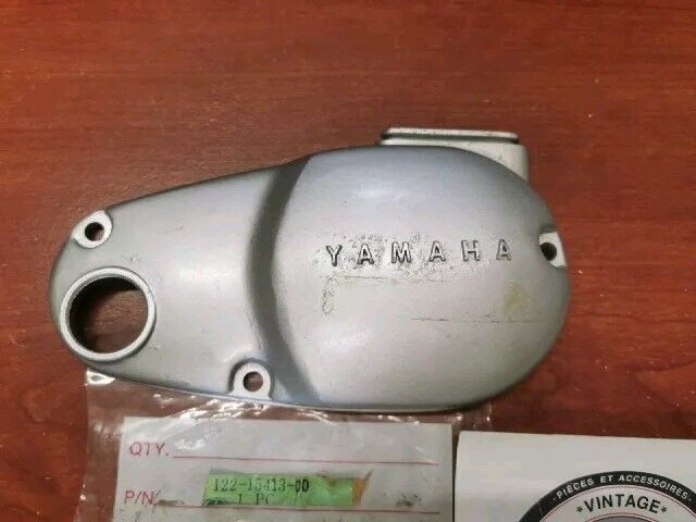 NOS Yamaha 1964 YG1 1964 1965 YJ1 CARBURETOR COVER 122-15413-00-00 Y153