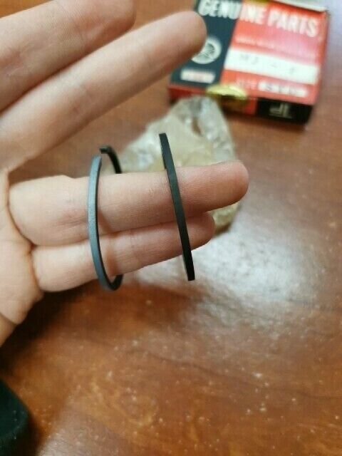 NOS Yamaha PISTON RING SET 113-11610-00 SUB 113-11610-01-00 288-11610-00-00 Y116