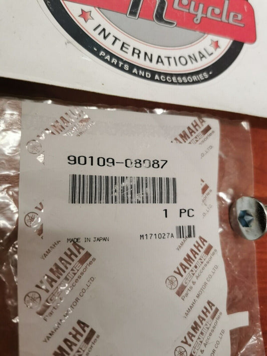 NOS Yamaha YFM400 YFM600 YFZ350 BRAKE BOLT 90109-08087-00 Y81