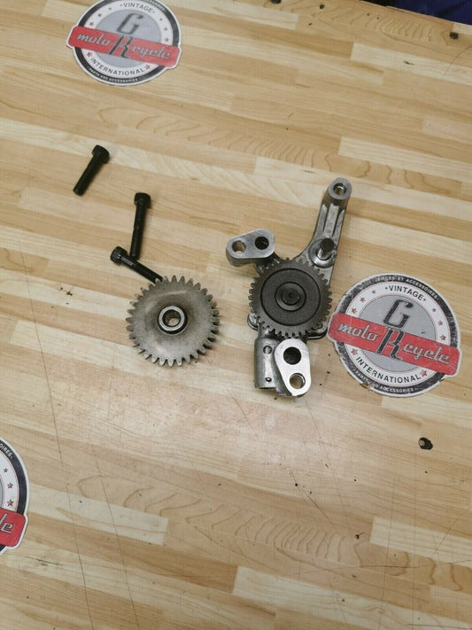 Yamaha XS400S 1982 oil pump assy housing idle gear 1L9-13300-00-00