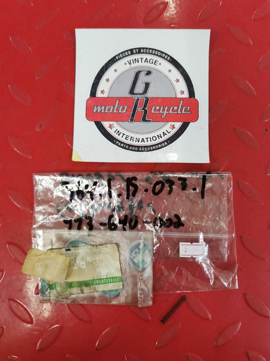 NOS PUCH CARBURETOR BLEEDER SPRING 773-640-002 P3