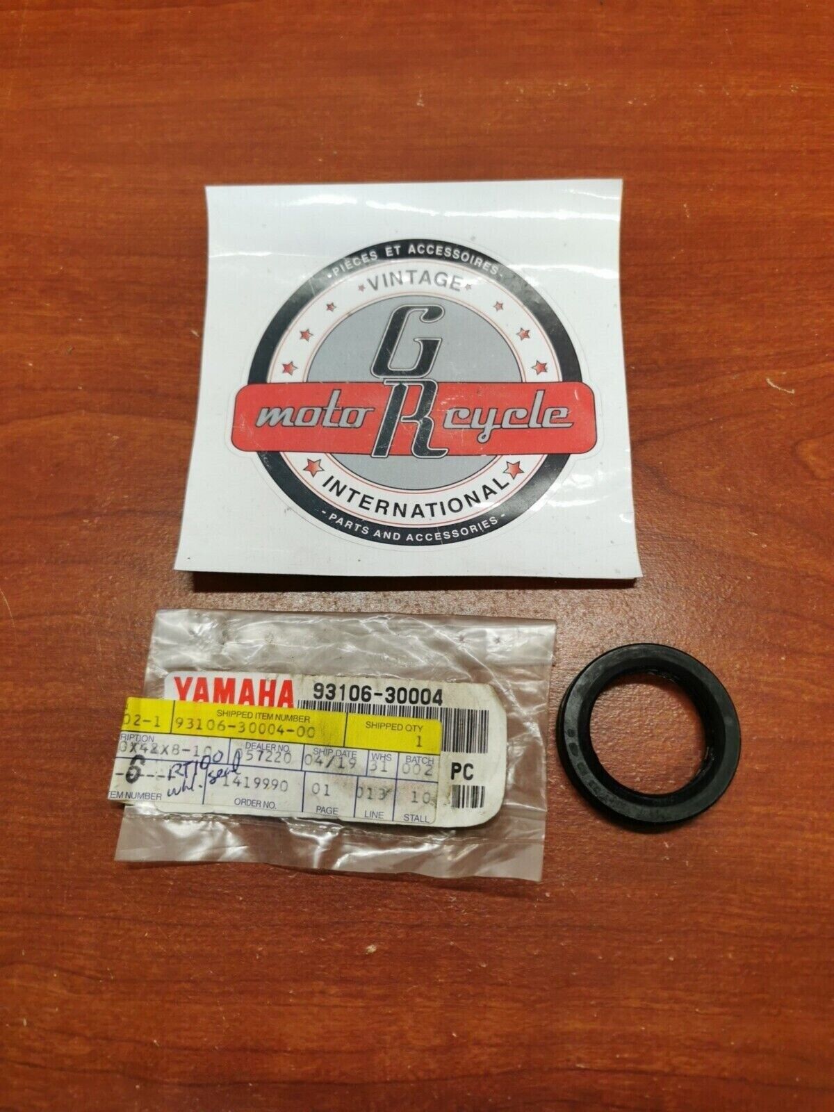 NOS Yamaha XV17 XV19 TTR90 XVS13 XVS95 PW80 XV1600 OIL SEAL 93106-30004-00 Y99