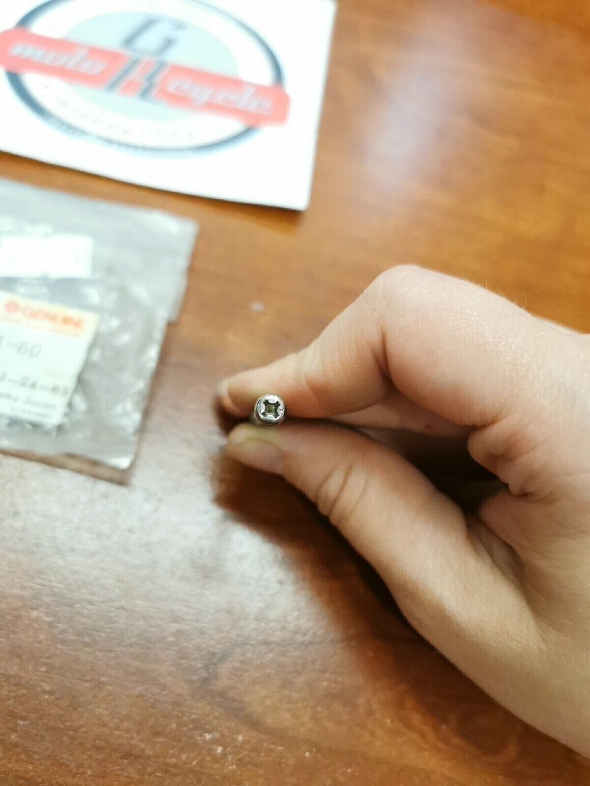 NOS Yamaha HEAD & TAIL LAMP RIM ADJUSTING SCREW 198-84331-60-00 Y70