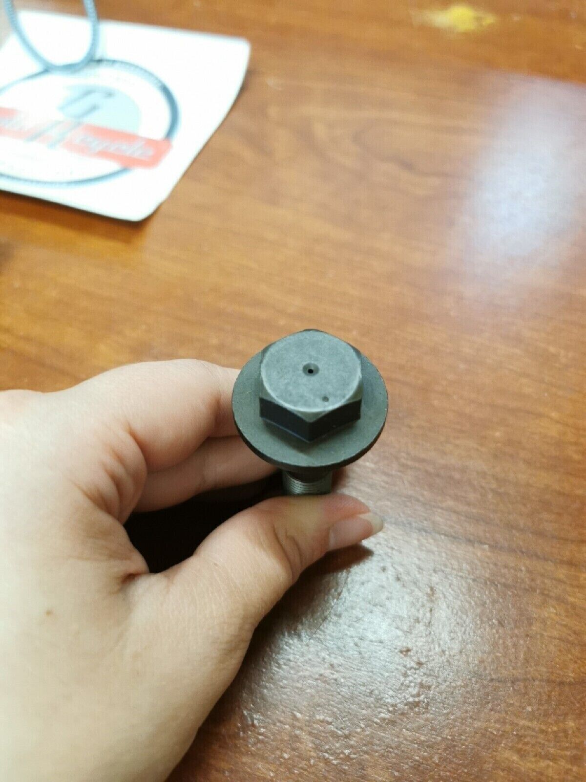 NOS Yamaha VMX1200 VMX12 XVZ13 FLANGE BOLT 90105-12374-00 Y71