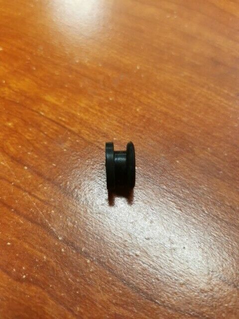 NEW NOS Honda CB350F CB400F OIL PIPE HOLDER 12905-333-000 H93