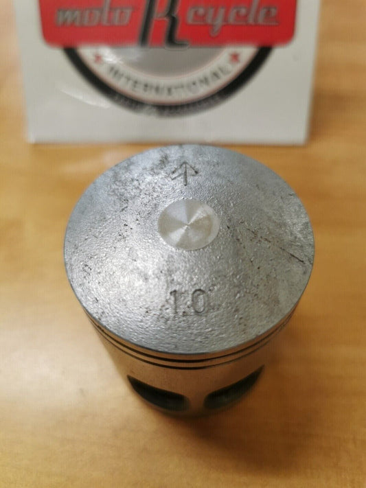 NOS YAMAHA YZ80 1980   PISTON 4TH 1.00mm  3R1-11638-02 Y45