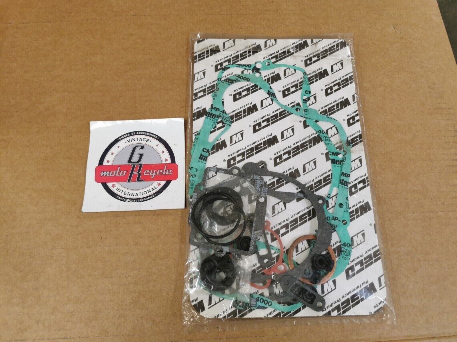 NOS WISECO KAWASAKI KX2501992 - 2001 INCOMPLETE GASKET KIT WB1091 J48