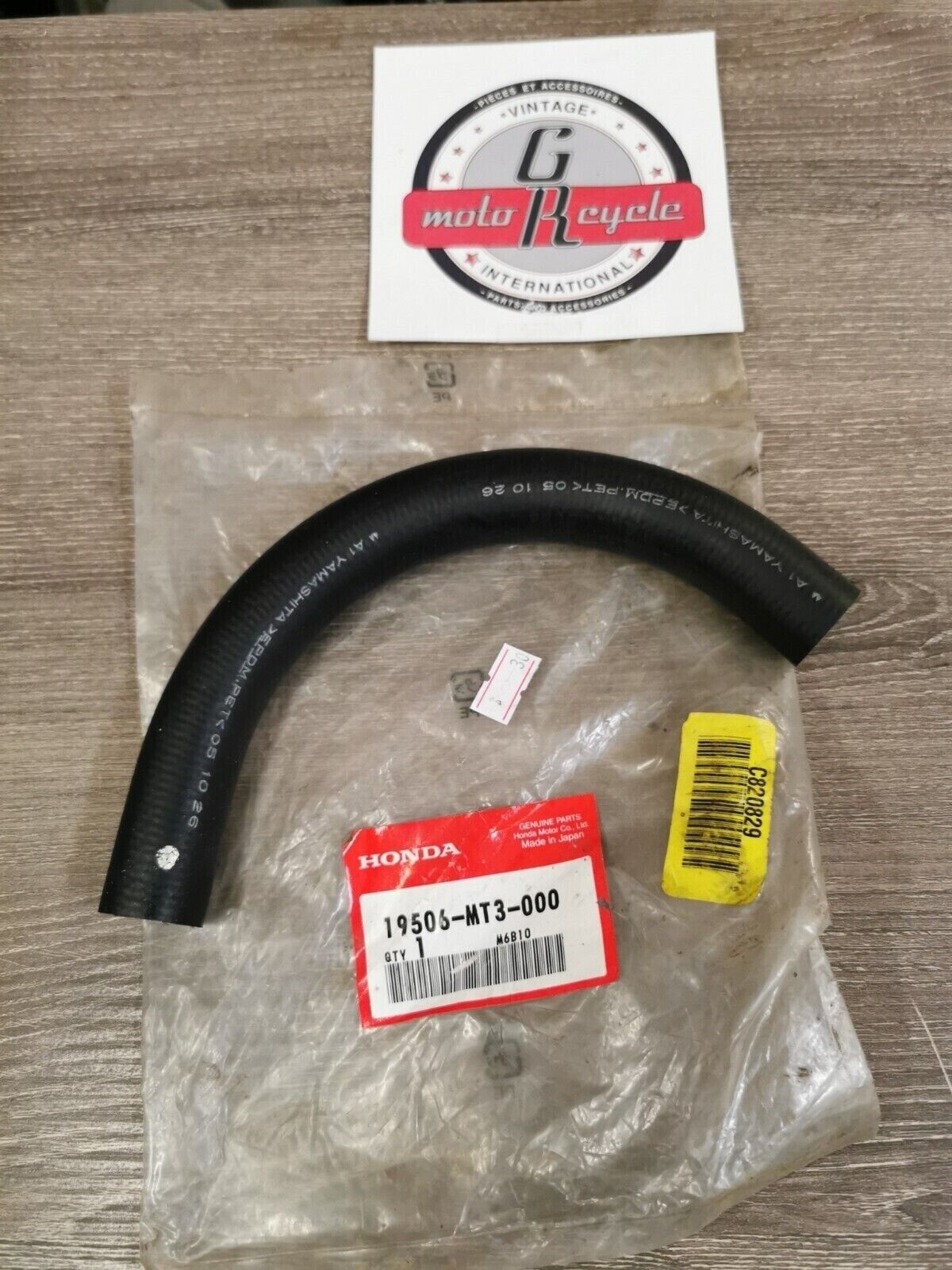 NOS HONDA ST1100A 1991 - 2002 THERMOSTAT HOSE 19506-MT3-000 H48