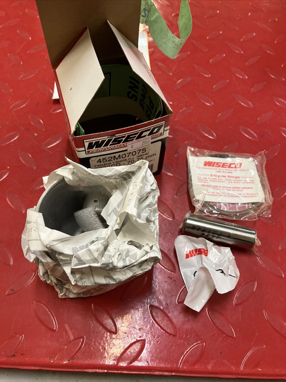 NOS Wiseco YAMAHA YZ250 80 IT250 1981 1982 FULL PISTON KIT 452M07075 70.75MM J5
