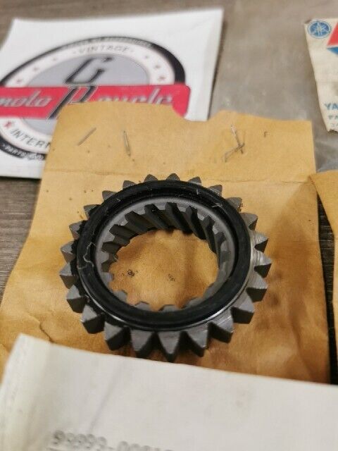 NOS YAMAHA XS650SJ XS650SH TX650A XS650D XS2 XS650 GEAR 4 99999-00815-00 Y160