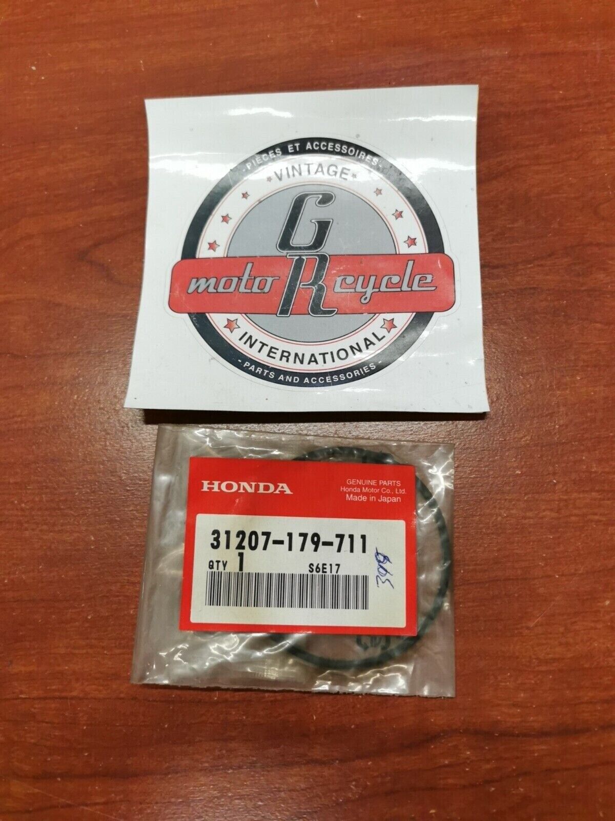 NEW NOS Honda GL1800 GL1500 VF700 VF1100 VT1100 SEAL RING 31207-179-711 H64