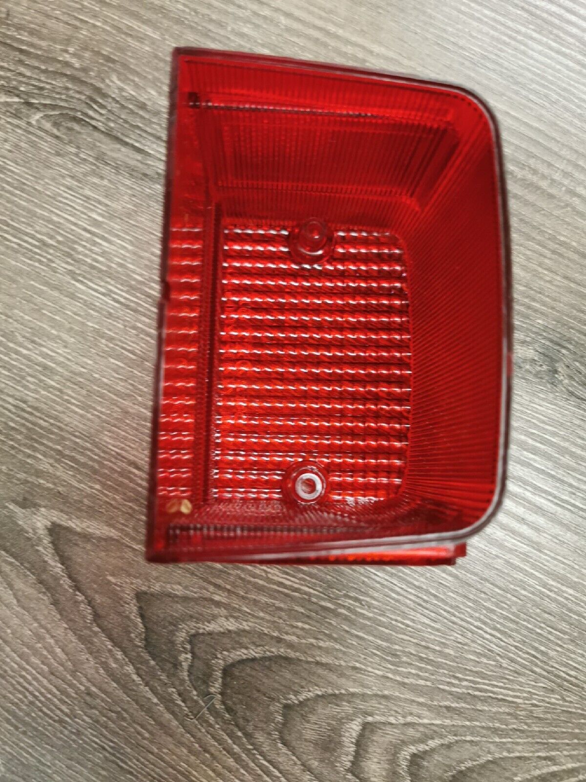 NOS YAMAHA XV500 XJ750  XJ650 1981 - 1983  LENS  TAILLIGHT  5K5-84721-60-00  Y54