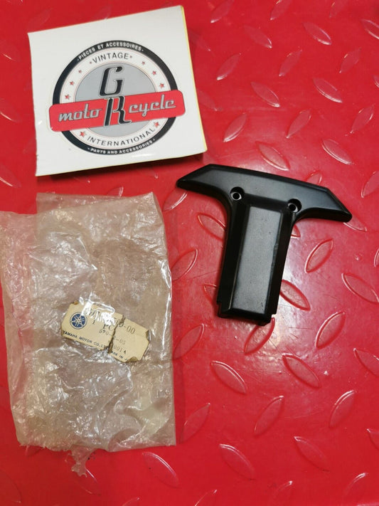 NOS YAMAHA XS1100 1978 - 1981 PILOT BOX LOWER 2H7-83569-00-00 Y30