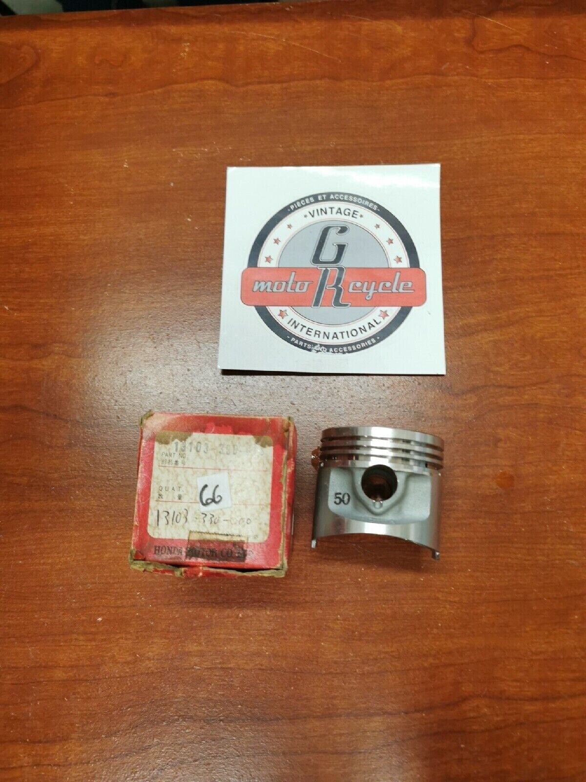 NOS Honda CB125 CL125 SL125 PISTON (OS 0.50) 13103-330-000 H34