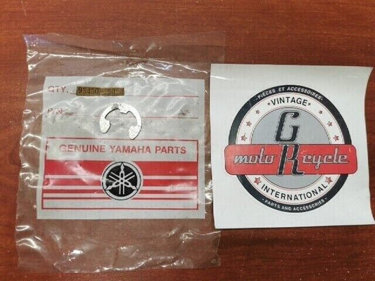 NOS Yamaha FS1 TY50 XS750 XS850 CIRCLIP 93430-15023-00 SUB 99001-15600-00 Y136