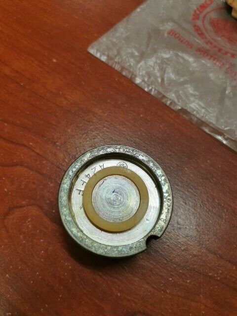 NOS Honda CB250 CB350 BRAKE PAD A 45105-323-036 SUB. 45105-390-003 H68