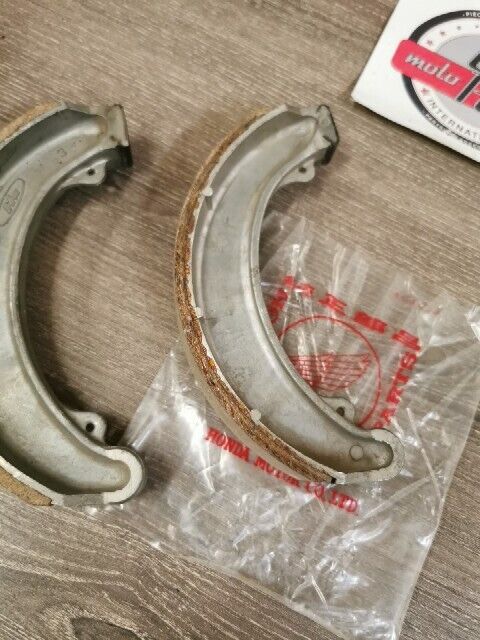 NOS HONDA CB250 CL350 CB350 SHOE FRONT BRAKE MCA KIT 45120-286-000 H85