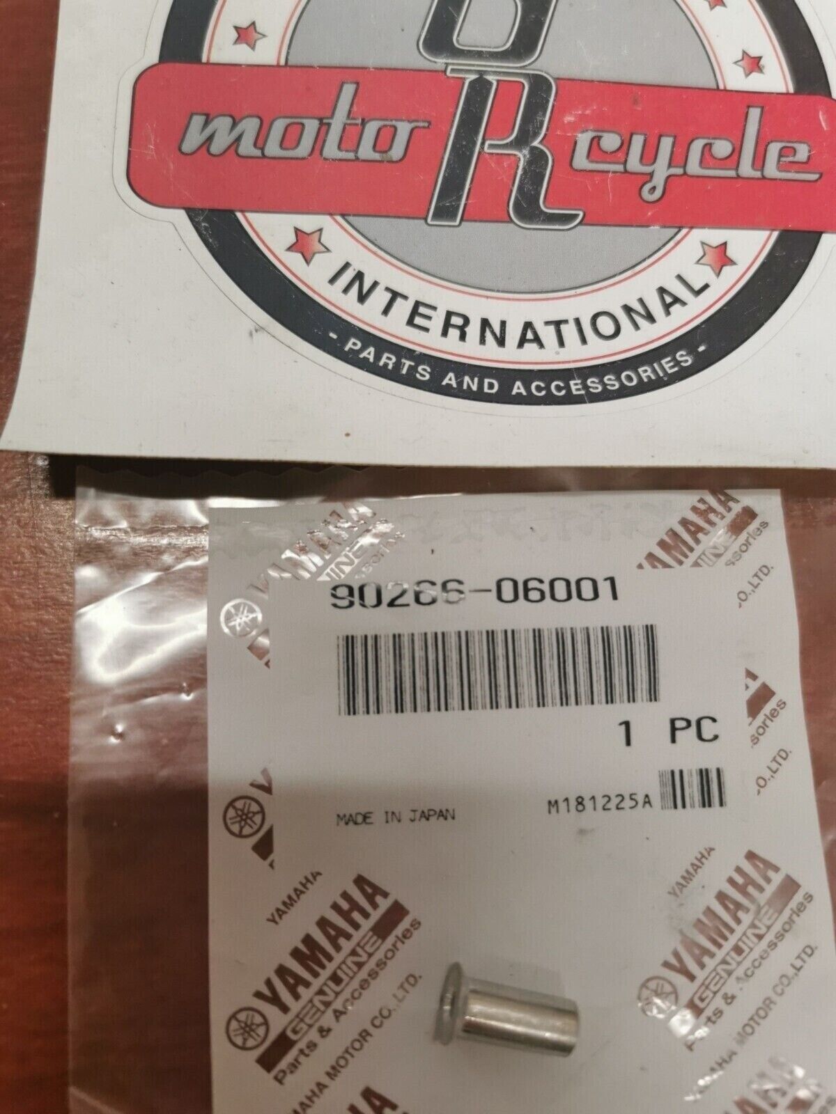 NOS Yamaha SR1 RST90 RS90 FX10 RX10 OUTER RIVET (AL13.3) 90266-06001-00 Y82