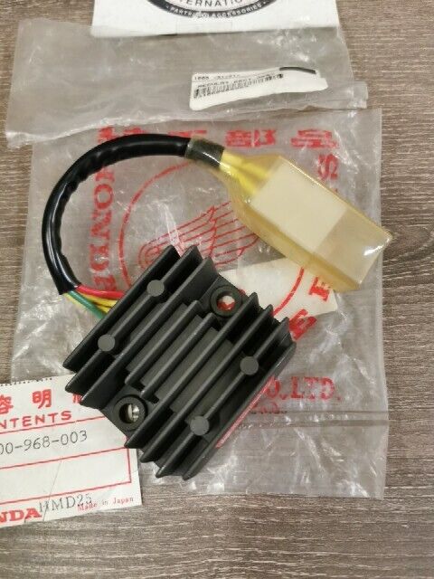 NOS HONDA ATC125M 1984 Regulator Rectifier  31600-968-003 H109