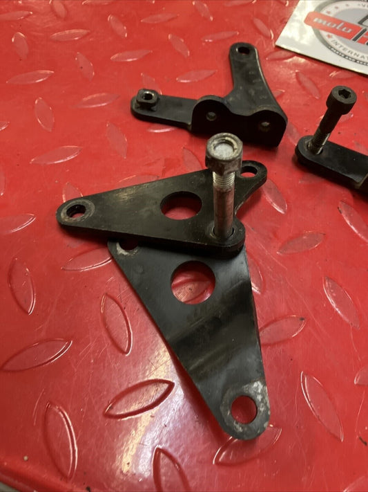 Suzuki LS650 Savage 1986 upper lower engine mount bracket 41970-24B00-019