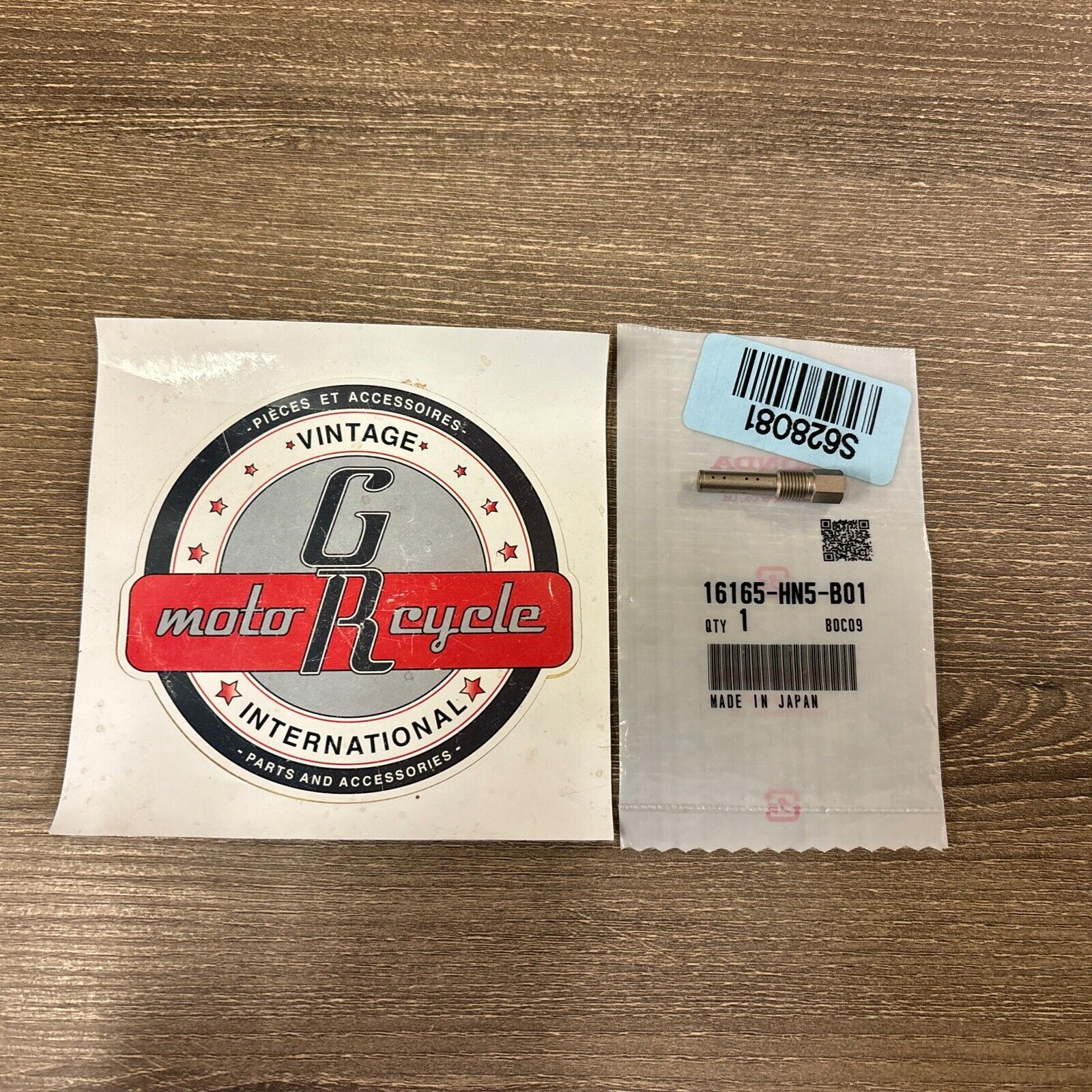 NOS Honda 2001 TRX350FM TRX350TM NEEDLE JET HOLDER 16165-HN5-B01 H158