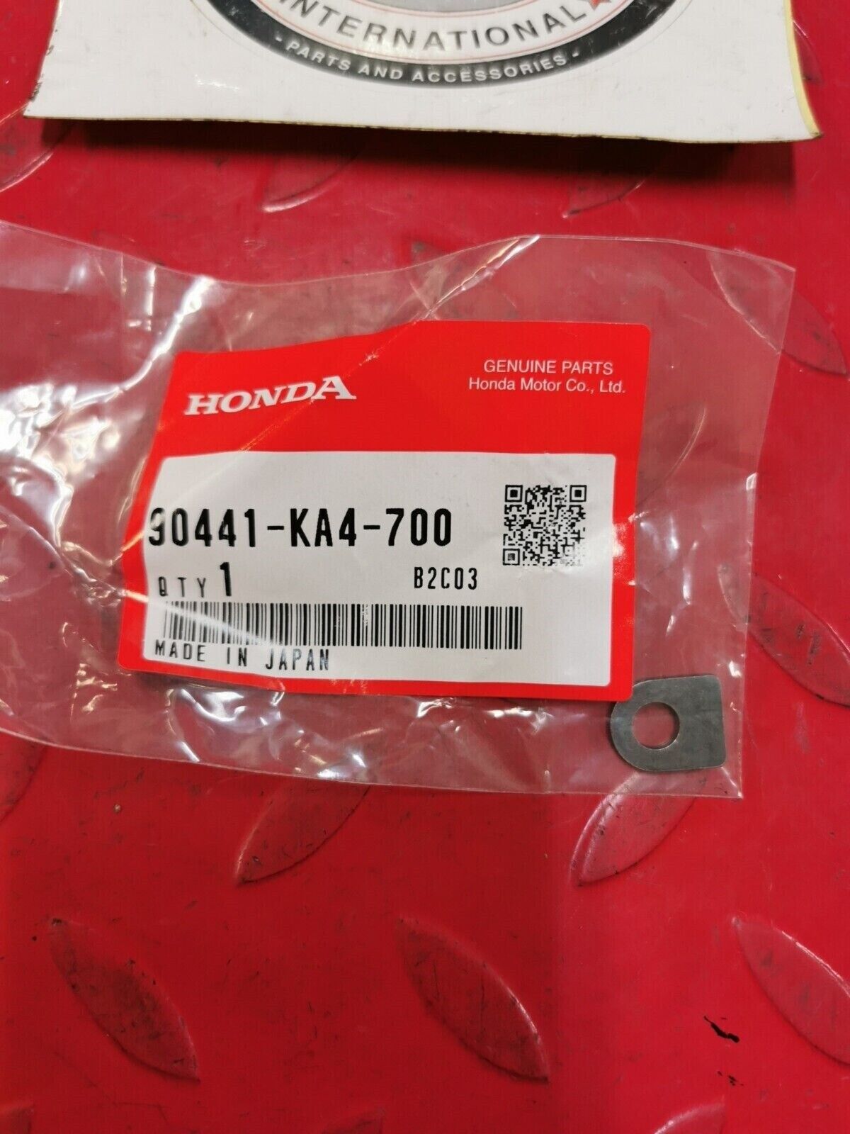 NOS Honda CRF450 CRF250 CRF150 TRX450 BEARING HOLDER PLATE 90441-KA4-700 H27