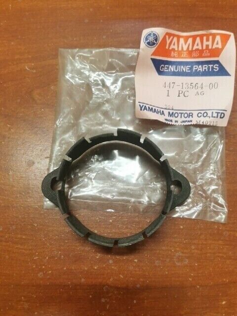NOS Yamaha TX650 XS650 JOINT COVER 447-13564-00-00 Y141