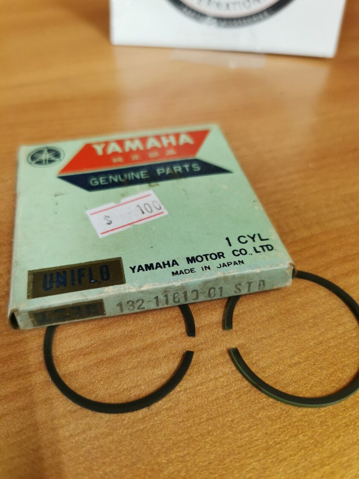 NOS YAMAHA HS1  1970  1971   PISTON RING  SET STD 132-11610-01 Y48