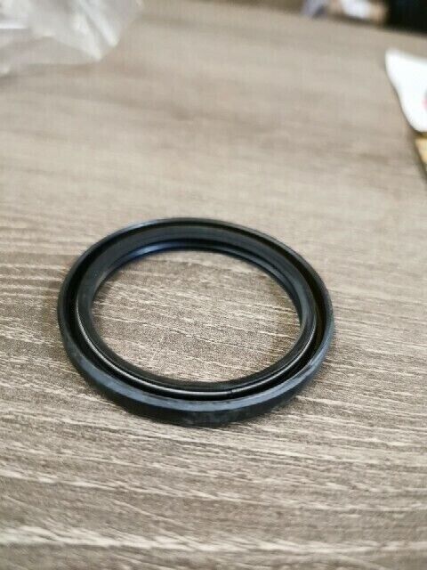 NOS YAMAHA VMX12VC FZR600RKC RD350A FZR1000 FJ1100 OIL SEAL 93105-45017-00 Y148