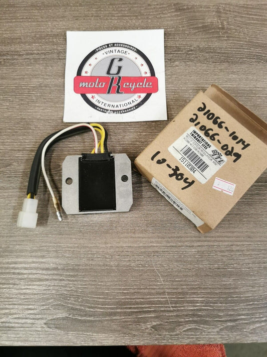 NOS RICKS MOTOSPORT KZ440 KZ200 KLT200 REGULATOR VOLTAGE 10-304 J29