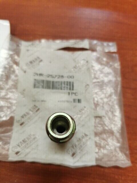 NOS Yamaha YFM350FW REAR BRAKE CALIPER CAM 2HR-25728-00-00 Y103