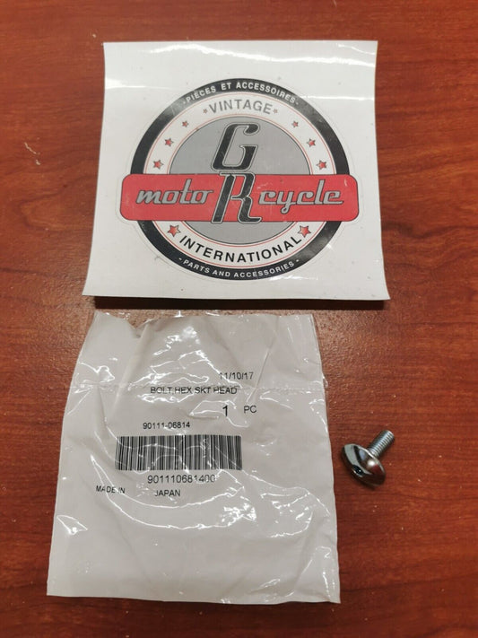 NOS Yamaha HEX. SOCKET BUTTON BOLT 90111-06814-00 Y81