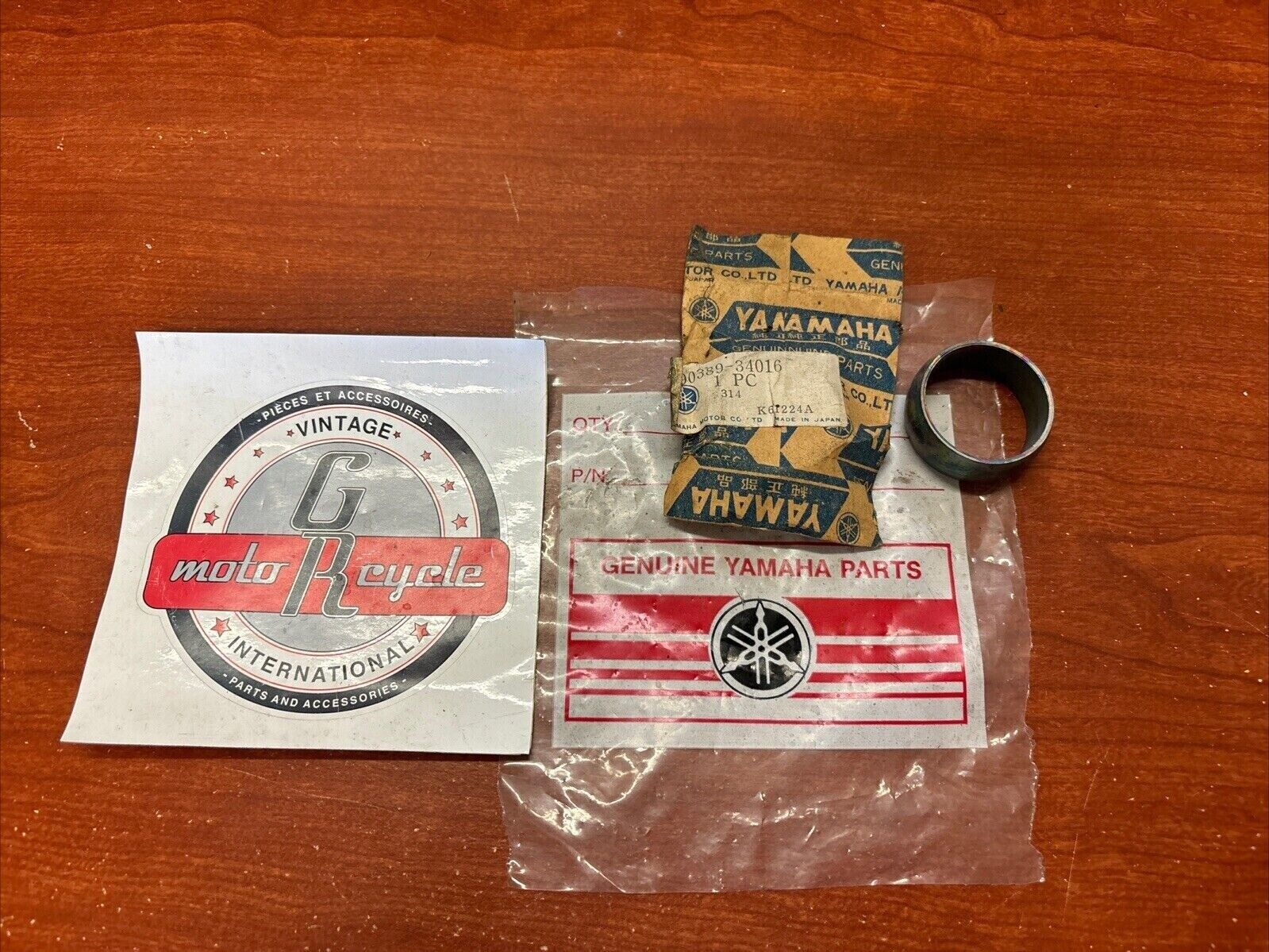 NOS Yamaha BUSH 90389-34016 SUB 99999-00948-00 99999-0094-00 90387-28590-00 Y178