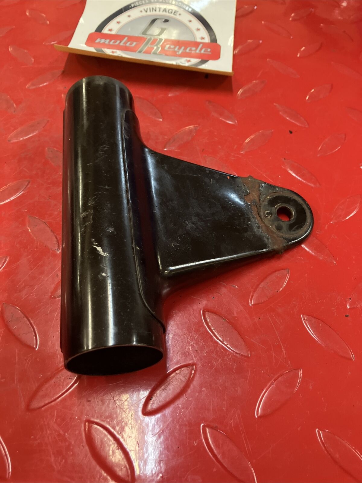 Yamaha RD400 1977 Left fork upper cover headlight bracket 1976 1978