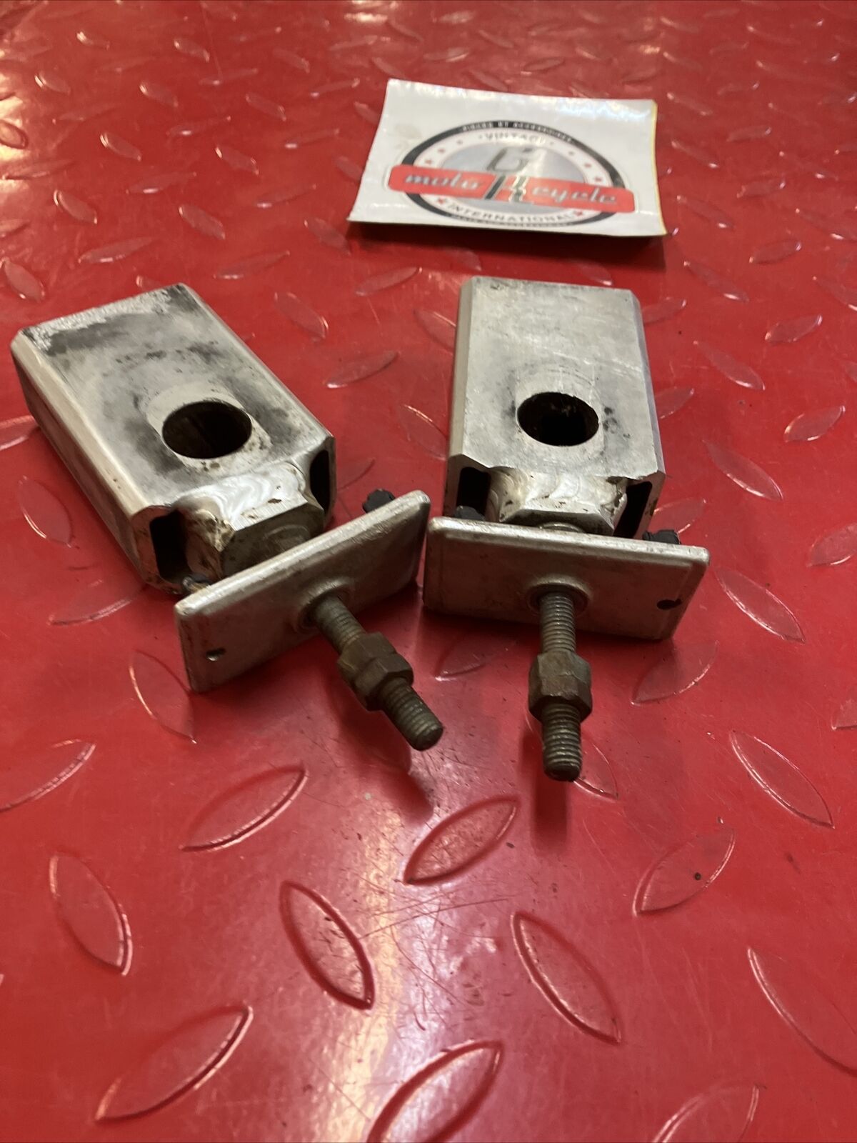 Honda CR250R 1984 swingarm chain adjuster block retainer 1982 CR125R CR500R