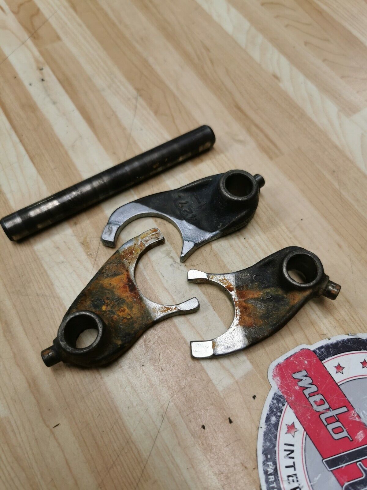 Honda XL200R 1984 transmission gearshift gear shift forks 24211-437-010 1983