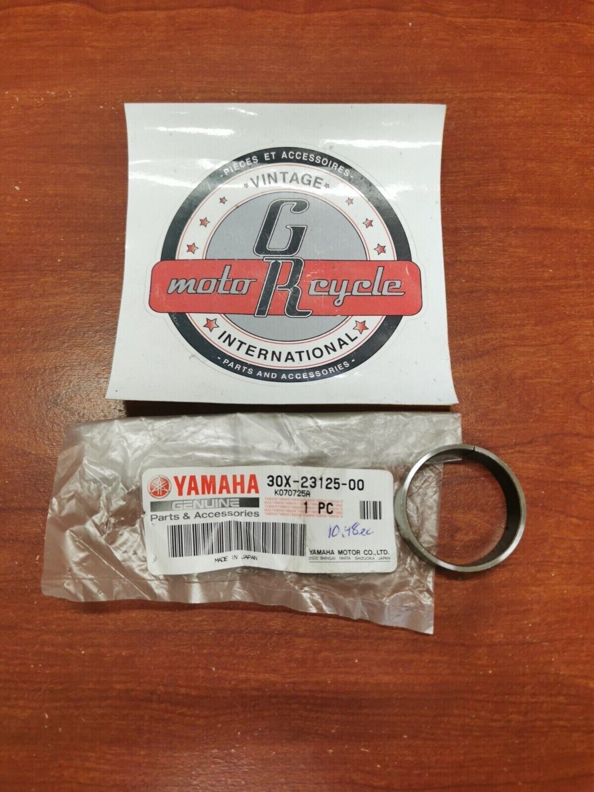 NOS Yamaha XT350 YX600 FZ600 TY350 SRX600 XT250 SLIDE METAL 30X-23125-00-00 Y92