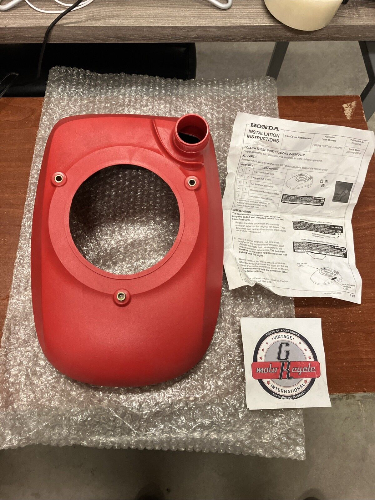 NOS Honda HRR216 HRT216 HRS216 FAN COVER R280 06196-Z0L-J00ZB SUB  H174