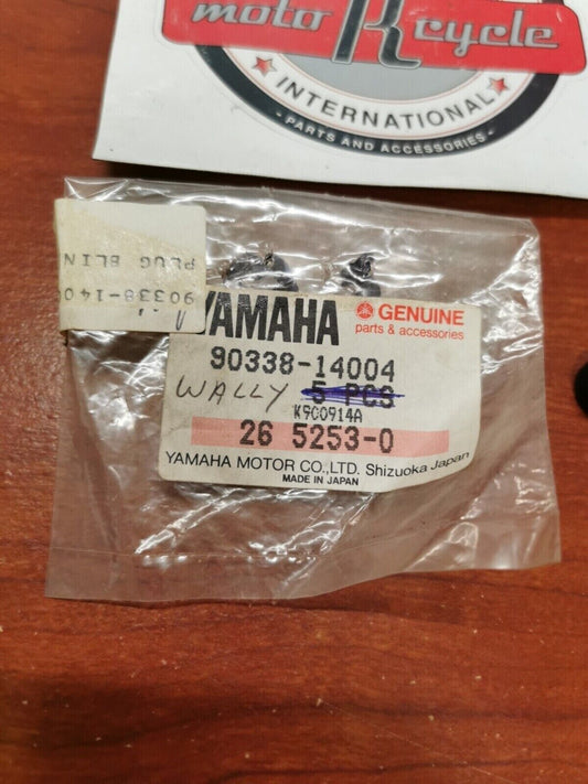 NEW NOS Yamaha XS1100 XJ1100 TA125 SPECIAL SHAPE PLUG 90338-14004-00 Y99