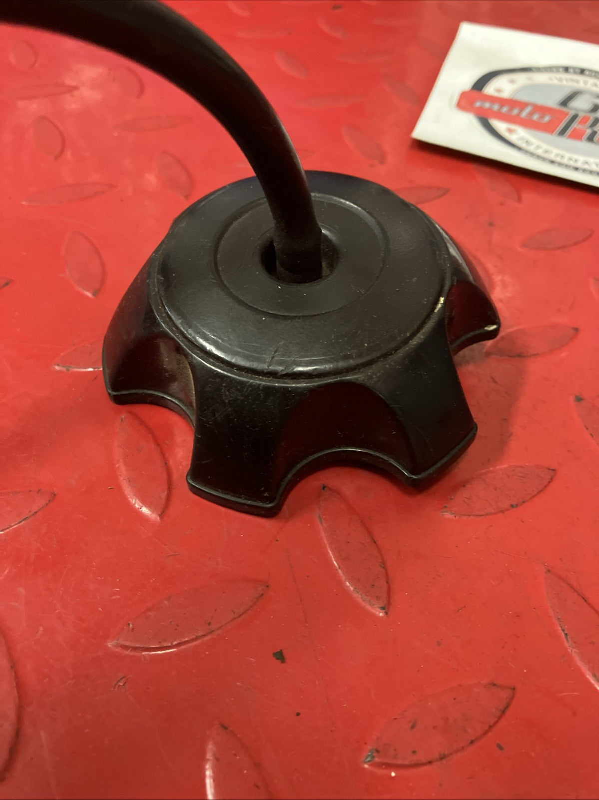 Honda CR250R 1984 Fuel tank gas cap cover CR125R CR500R