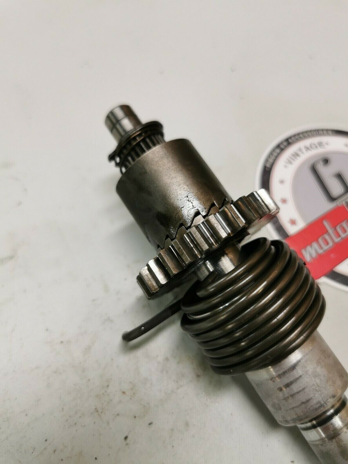 Honda XR100 1984 kickstarter kick starter spindle shaft gear spring