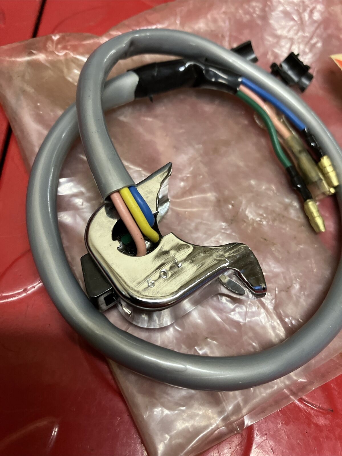 NOS YAMAHA JT2 1972 SWITCH  HANDLE 2   289-83975-00-00 Y38