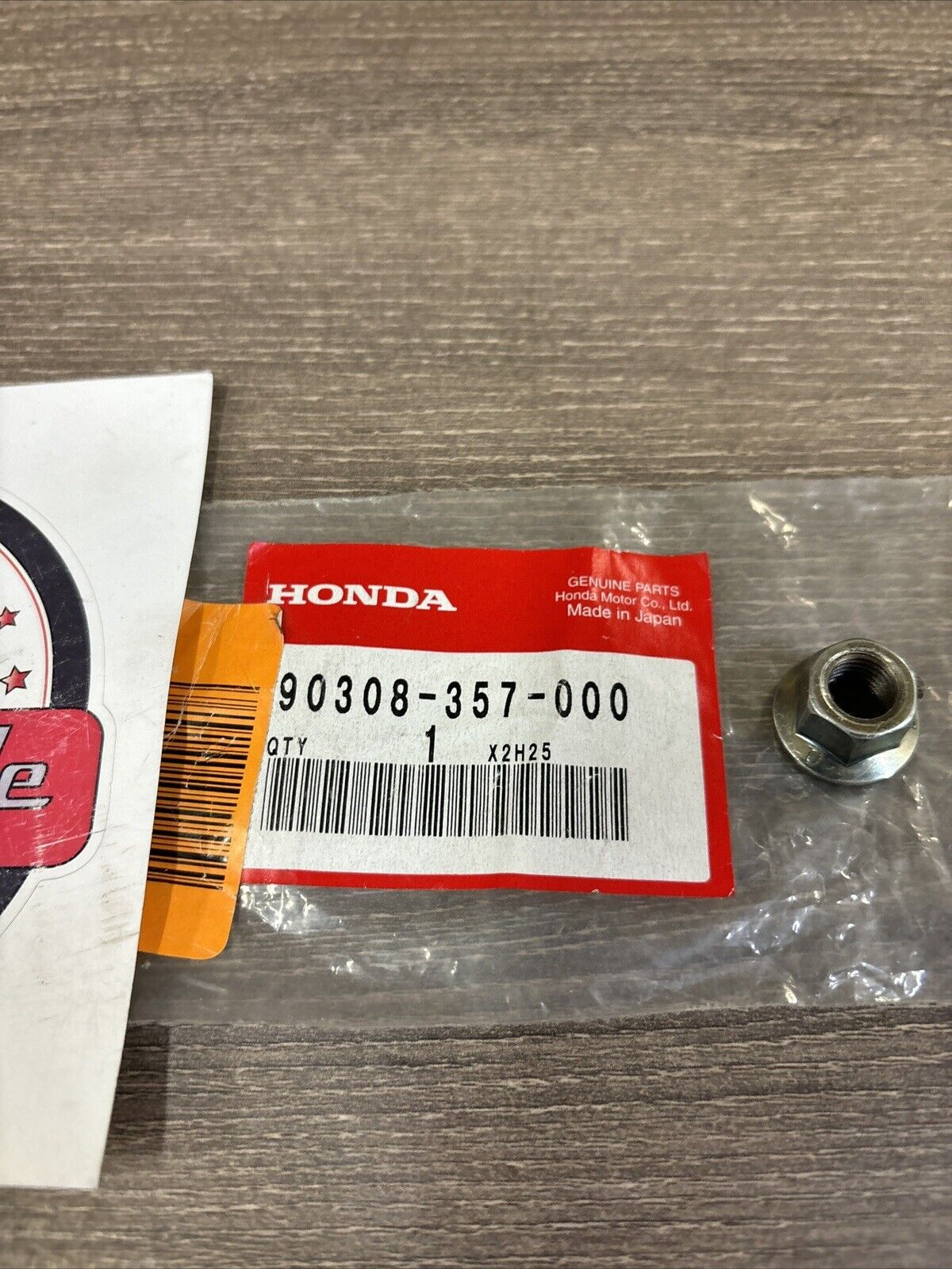 NOS Honda C50 C90 CB250 CB400 CBX750P HEX. NUT 10MM 90308-357-000 H130