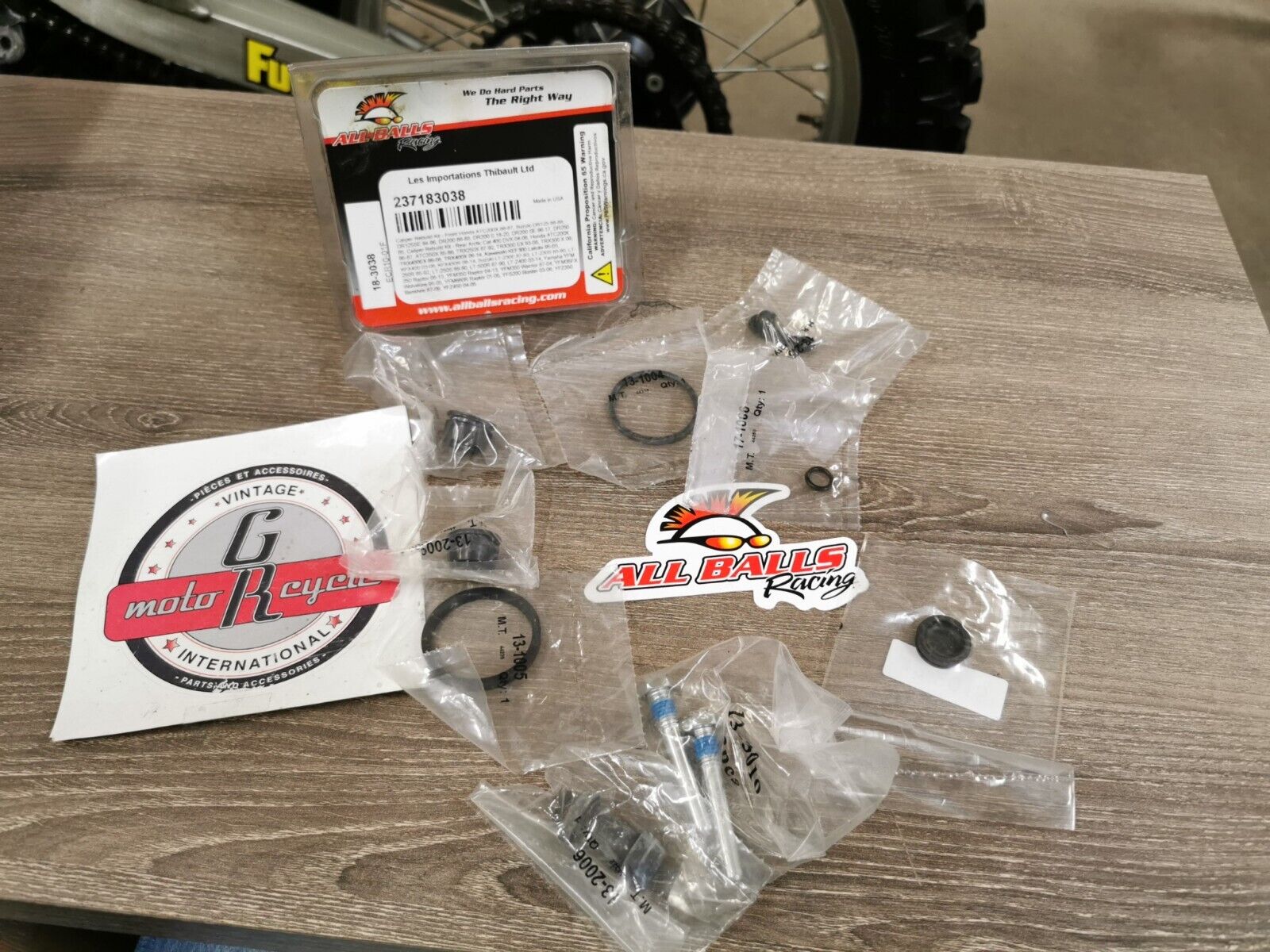 NOS ALL BALLS Front Honda ATC200X DR125SE DR125 CALIPER REBUILD KIT 18-3038 J52