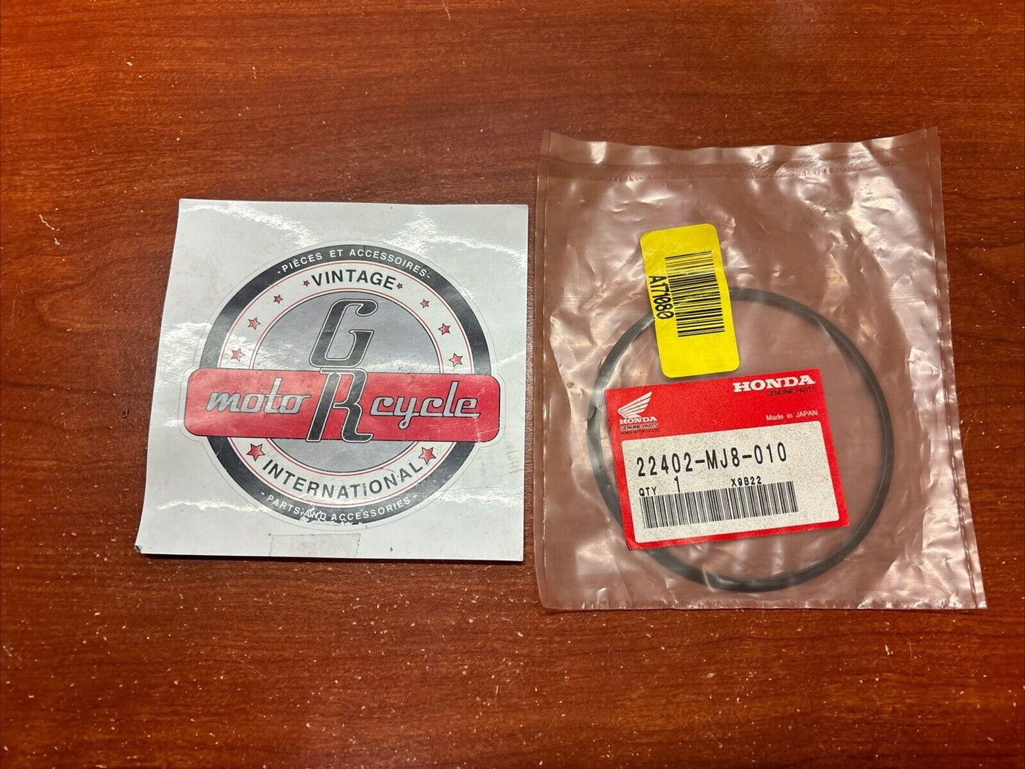 NOS Honda CA125 CB125T VF500 VFR400 JUDDER SPRING 22402-MJ8-010 H170