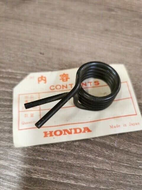 NOS HONDA GL1000 1976 SPRING  SHIFT  24651-371-000 H76