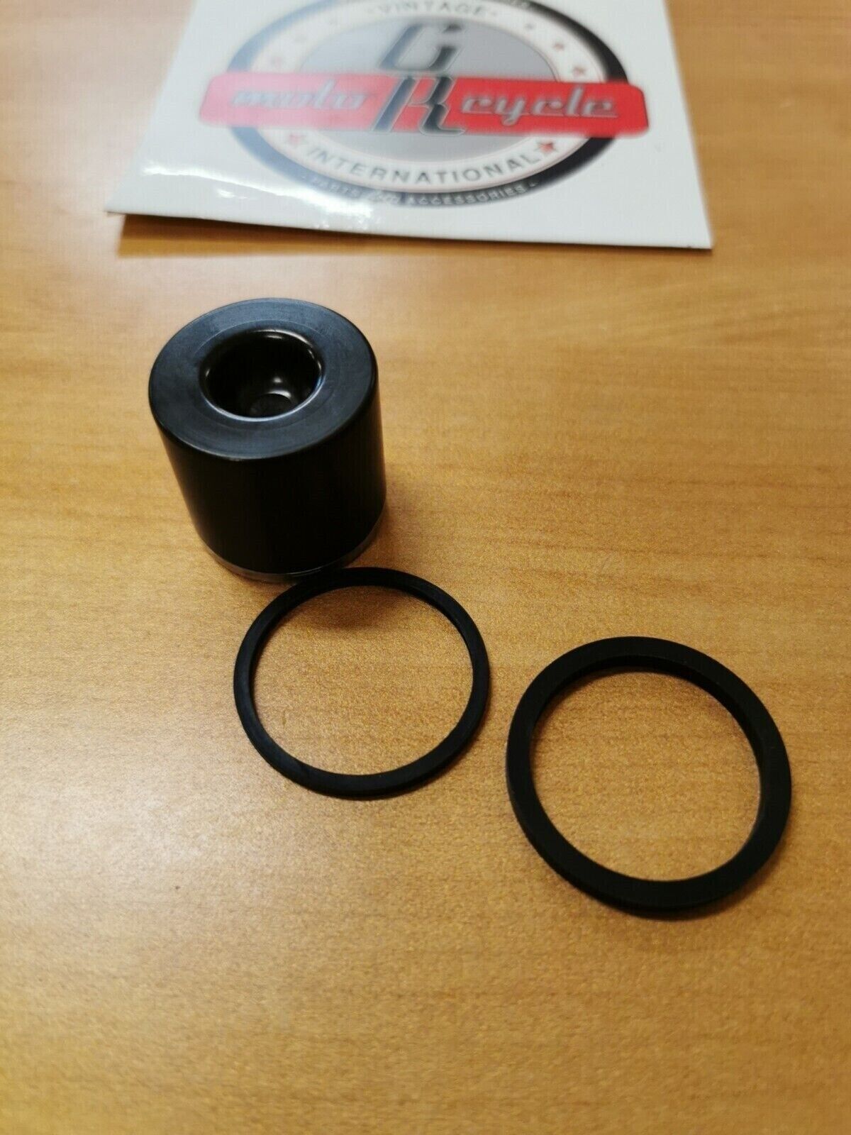 NOS YAMAHA 1989 XZ125 YZ250   PISTON ASSEMBLY  CALIPER  3JD-W0057-50-00 Y42